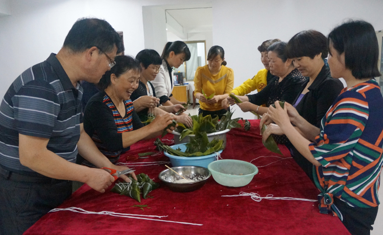 濃濃端午節 款款社區(qū)情